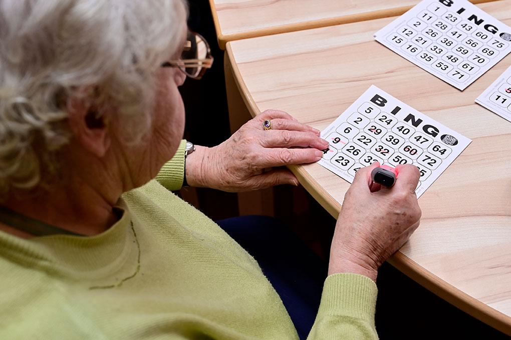 Bingo spielen im Seniorenstift St. Andreas